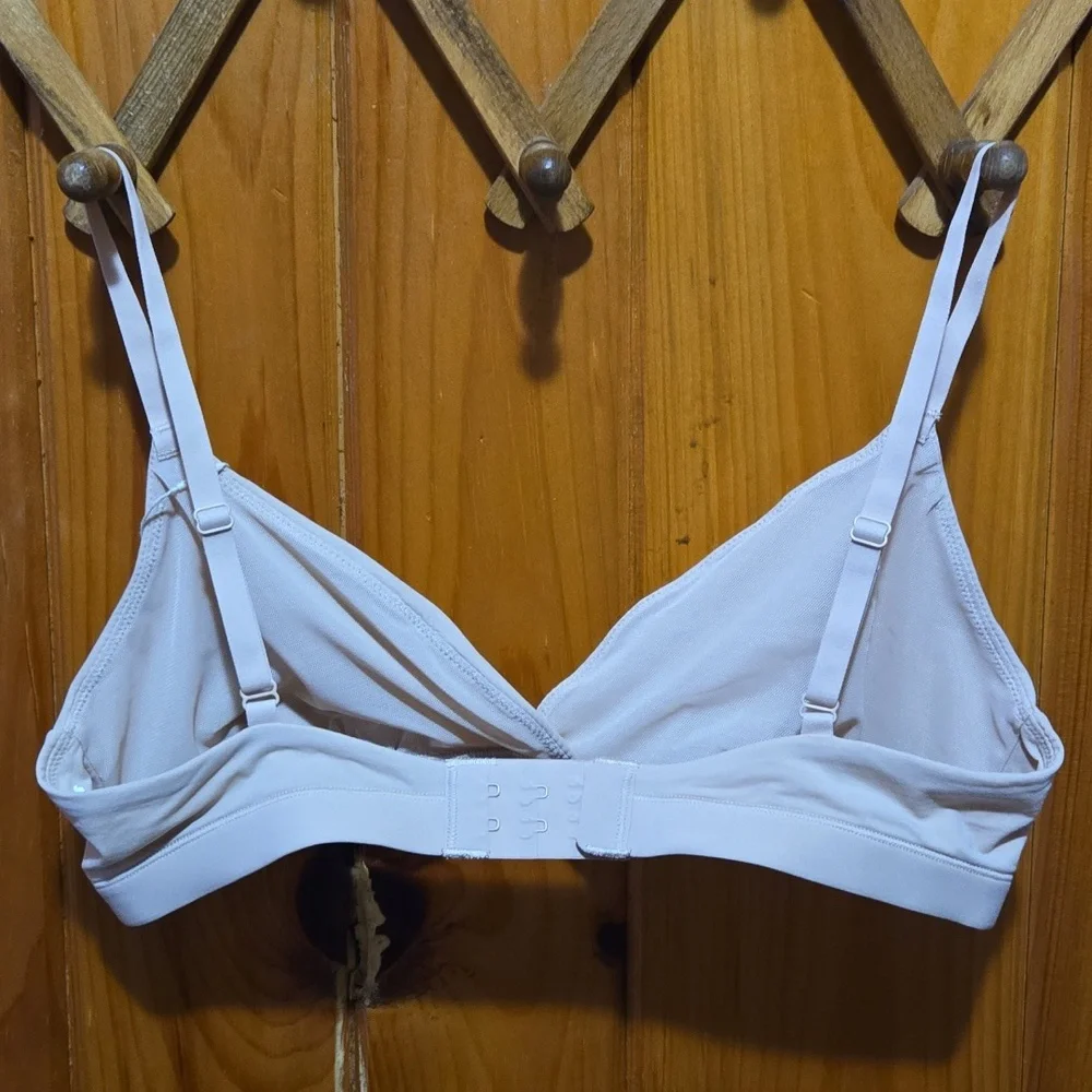 NWT Skims Fits Everybody Crossover Bralette Size Medium Color Mica - Picture 2 of 6